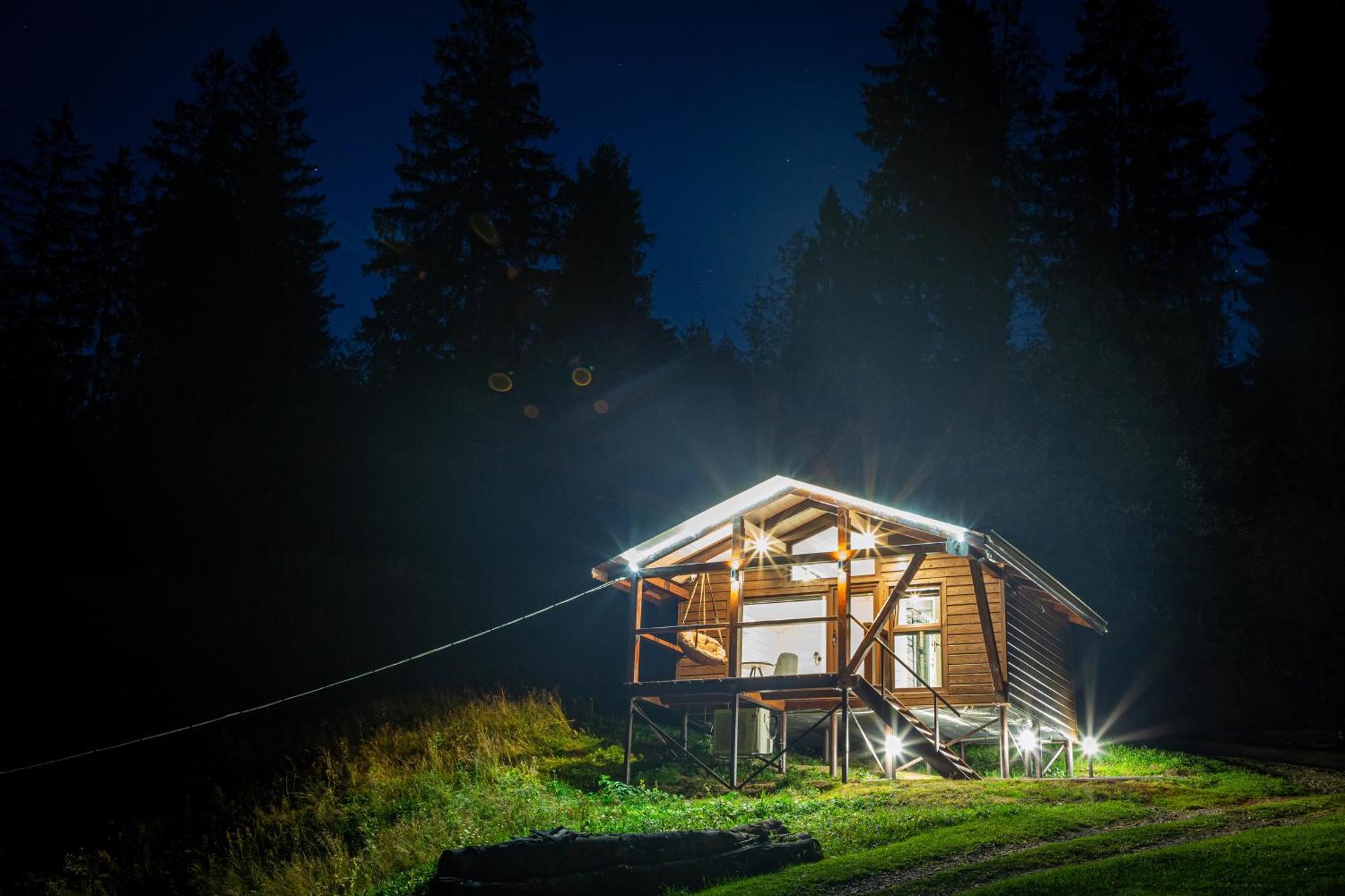 Отель Lisoviy Zatyshok, Z Vidkrutum Litnim Baseynom Славское Экстерьер фото